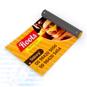 Lona com Ilhós Lona 440g. com Impressão Digital  4x0  Com Ilhós 