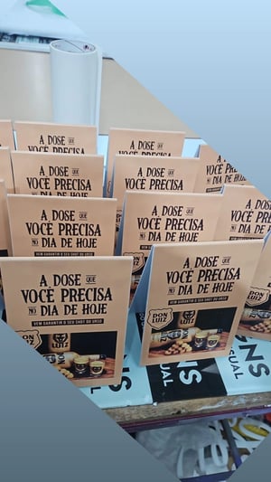 prisma de mesa em V ps 2mm dobrado 10x15 - 15x20  / aberto 10x30 / 15x40 4/0 fosco dobra 