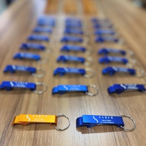 Chaveiro de Alumínio Abridor 2x1