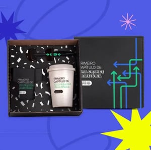 Kit Copo, Caneta E Caderneta - 3 Peças      Pedido mínimo de 20 peças