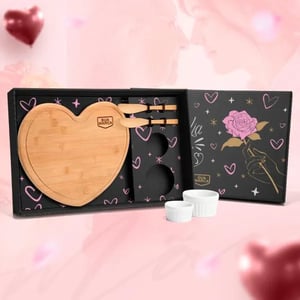 Kit Para Petisco Com Tábua Em Formato Coração 5 Pçs Bambu Tábua: 27x24x1,2cm    Pedido mínimo de 15 peças