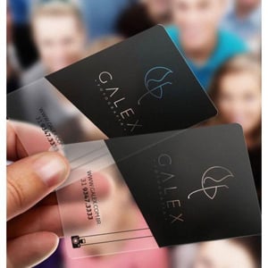 Cartão de Visita em PVC 0,3mm - Transparente + Branco