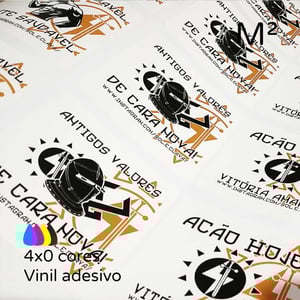 Vinil adesivo 0,10 com meio corte no formato desejado