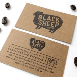 Cartão de Visita Kraft 240g Tinta Preta Kraft 240g 9x5cm -Tamanho Padrão Preto Frente ou Preto Frente e Verso Sem Verniz Corte padrão ou Especial 