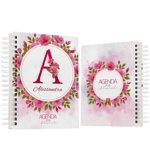 Agenda 2026 floral personalizada com nome - modelo 03 Capa dura revestida com vinil adesivo e laminação fosca e miolo colorido em papel offset 75 g/m² 15,5 x 21 cm Capa, contra capa e miolo colorido Fosco Wire-o Elástico e personalização com inicial e nome
