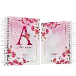 Agenda 2026 floral personalizada com nome - modelo 05 Capa dura revestida com vinil adesivo e laminação fosca e miolo colorido em papel offset 75 g/m² 15,5 x 21 cm Capa, contra capa e miolo colorido Fosco Wire-o Elástico e personalização com inicial e nome