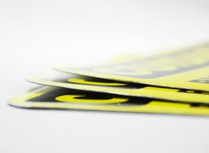 Placa Cuidado Risco De Choque Elétrico Geração Própria 13x13 Chapa Galvanizada