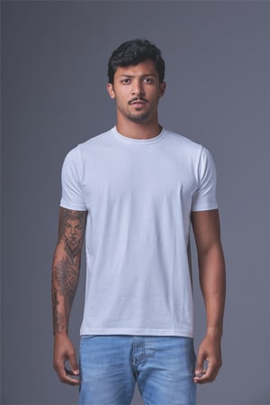 CAMISETA PREMIUM BRANCA 95% ALGODÃO E 5% ELASTANO     