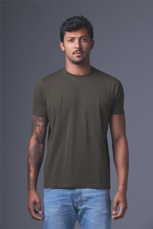 CAMISETA PREMIUM VERDE MILITAR 95% ALGODÃO E 5% ELASTANO     