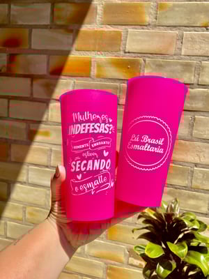 Copo eco 600ml     Serigrafia em uma cor - Arte única para todo o pedido • A cor do copo deve ser definida juntamente com o setor de arte após confirmação do pedido •