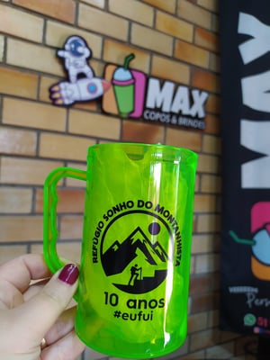 Caneca 500ml Tradicional     Serigrafia em uma cor - Arte única para todo o pedido • A cor da caneca deve ser definida juntamente com o setor de arte após confirmação do pedido •