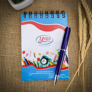 Caderneta Personalizada Capa Dura A6 100 folhas