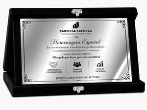 Placa de Homenagem Personalizada com Estojo Veludo 20x28cm