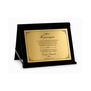 Placa de Homenagem Personalizada com Pasta Veludo 16x20cm Estojo Veludo e Acrílico Pasta 16x20cm Prata e Ouro Veludo Gravação Laser 