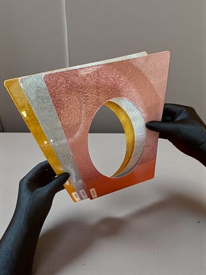 Cartazes de Metais – Prata, Dourado e Rose Gold