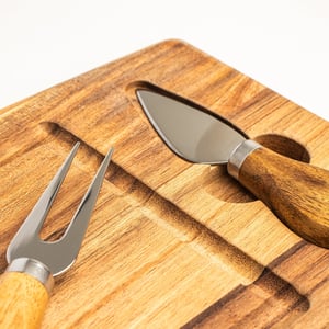 KIT QUEIJO 2 PÇS + TÁBUA QUADRADA 18627