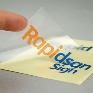 Adesivo Transparente – Eco Solvente Adesivo Transparente – Vinil branco com cola acrílica permanente M² 4x0 – frente colorida,digital eco solvente de alta definição Sem Revestimento Escolha o Acabamento Disponível com verniz automotivo e máscara de aplicação