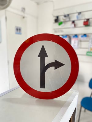 CHAPA PS 2MM ADESIVO REFLETIVO M²