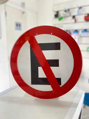 CHAPA PS 2MM ADESIVO REFLETIVO M²