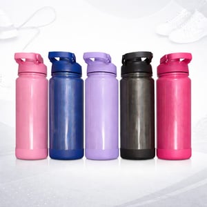 Garrafa Térmica 600ml Inox Premium Tampa Antivazamento Com Bico Rosqueável Aço inox  1x0 Pintura Pintura Gravação a Laser