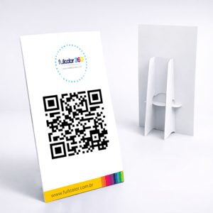 Display Com Pé Americano PS 1mm • Personalizado • 4x0 Cores Laminação • Pé Americano • Impressão Digital