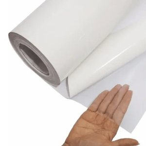 Vinil Transparente p/ IMPRESSÃO 0,08 ADESiVO - Base Solvente – Transparente – Permanente. Comprimento: 50m | Larguras Disponíveis: 1,06m / 1,27m / 1,52M 1x0 Vinil Transparente  Adequado para várias tintas solventes, tinta Eco-Solvente, tinta látex e tinta UV.