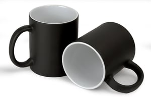 Caneca Mágica - Preta Fosca - Interior Branca - 325ml Cerâmica     