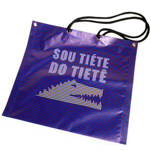 Bolsa Design Exclusivo - Tietê - São Paulo Lona de PVC, Bolsa de Lona Plástica 45x50 cm. Impressão UV a 4/0 cores.  Corte reto. Bolsa artesanal sem costura, sem cola e com alça/cordão 100% algodão.