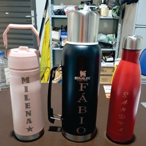 GRAVAÇÃO DE COPO OU GARRAFA  2,5X10 1X0   