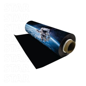 Manta magnética adesivada Manta magnética 08 Largura 60cm 4x0 Impressão Eco Solvente Adesivo laminado 