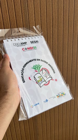BLOCO DE ANOTAÇÕES 100 FLS Sulfie 75g 15X25  CAPA DURA C/ LAMINAÇÃO BRILHO ESPIRAL PLÁSTTICO BRANCO 