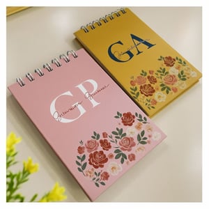 Bloco De Notas Capa Dura Personalizado offset 75g 10,5x15,5cm 4/0 Laminação  Miolo com 96 páginas