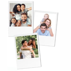 Foto estilo polaroid Papel Fotográfico glossy 230g/m² 70x99mm 4/0  Corte Reto Formato de moldura: 60x65mm  A qualidade da impressão está sujeita a resolução da foto enviada.