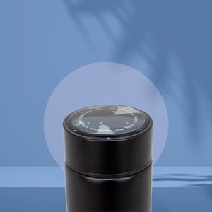 GARRAFA TÉRMICA COM TEMPERATURA