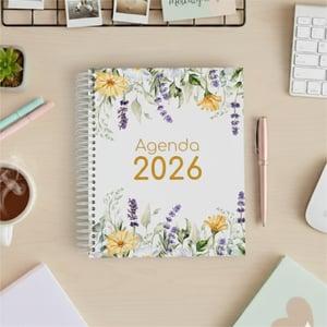 Agenda Essência Miolo Off Set 75g 18x21cm Impressão Colorida Capa Dura Laminada Fechamento em Espiral 