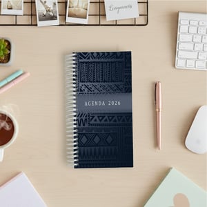 Agenda Aventura - Slim Miolo Off Set 75g 11x21cm Impressão Colorida Capa Dura Laminada Fechamento em Espiral 