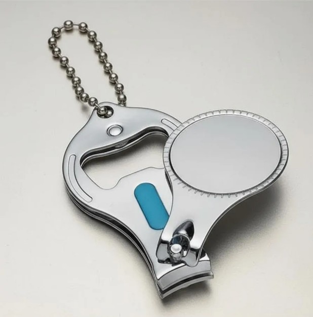 Chaveiro Cortador de Unha, Lixa e Abridor