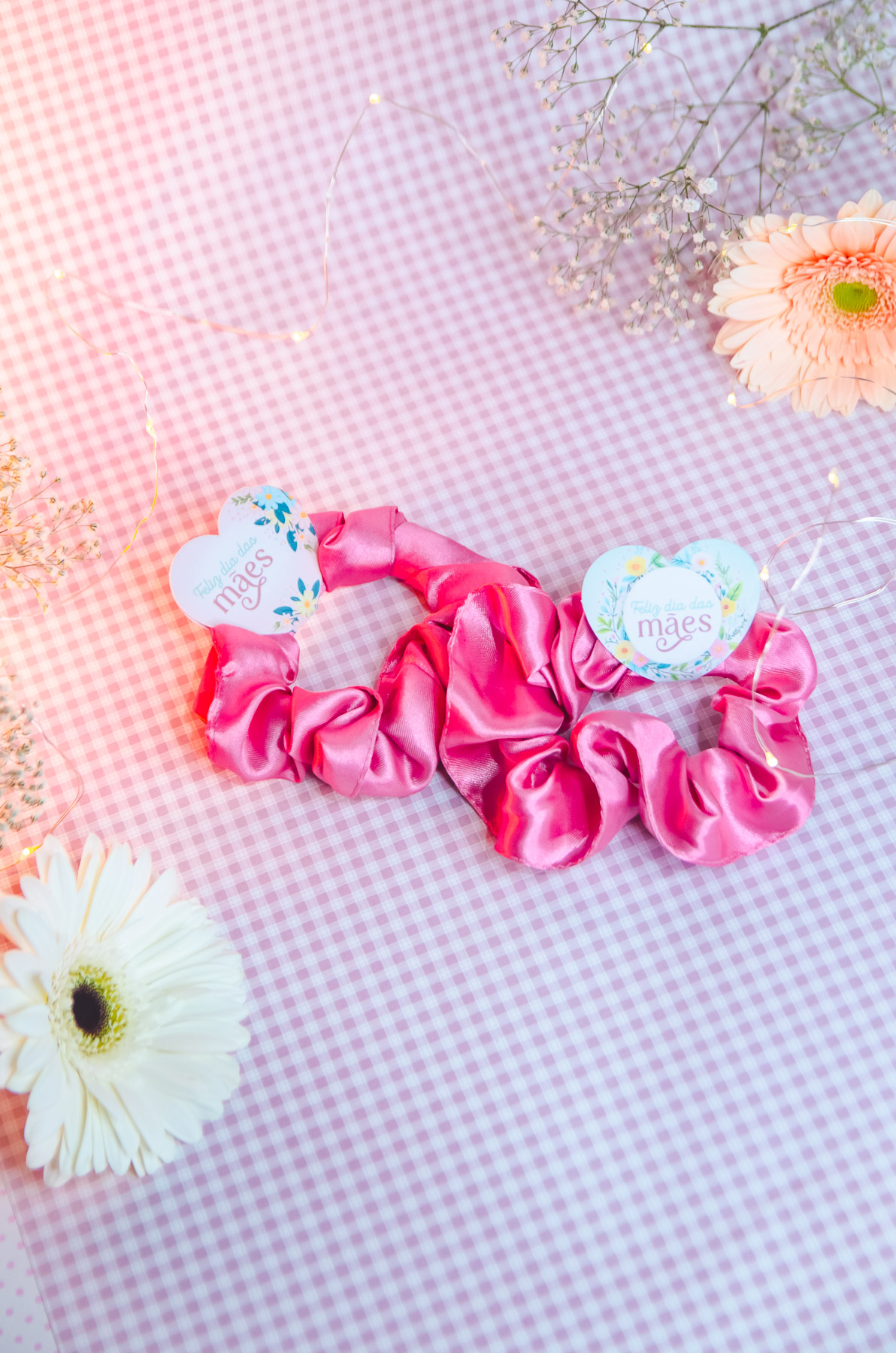 Scrunchie com tag - Brinde dia das Mães